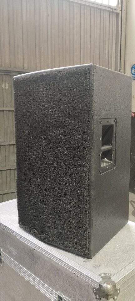 Equipo de sonido Wave From con etapas yamaha