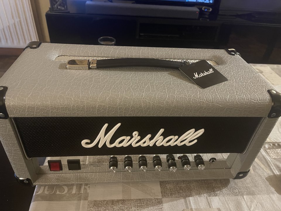 Marshall jubilee nuevo y pantalla 2x12 con celestion v30
