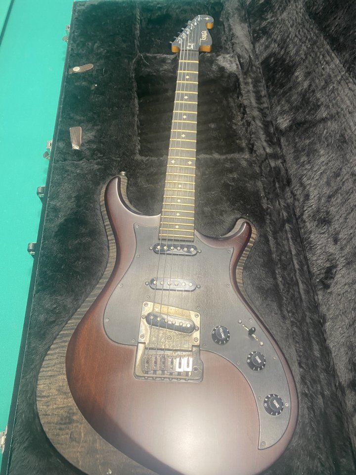 Guitarra knaggs severn t2 de segunda mano · Foto 2 de 9 · Illes Balears · 3500 €
