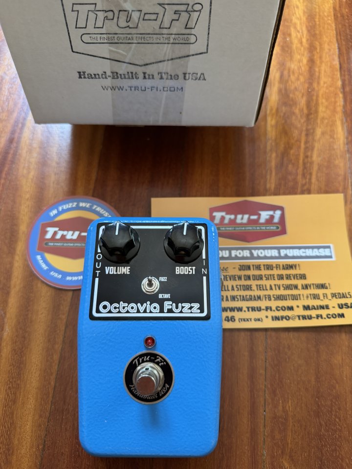 Tru-Fi Octavia Fuzz de segunda mano · Salamanca · 195 €