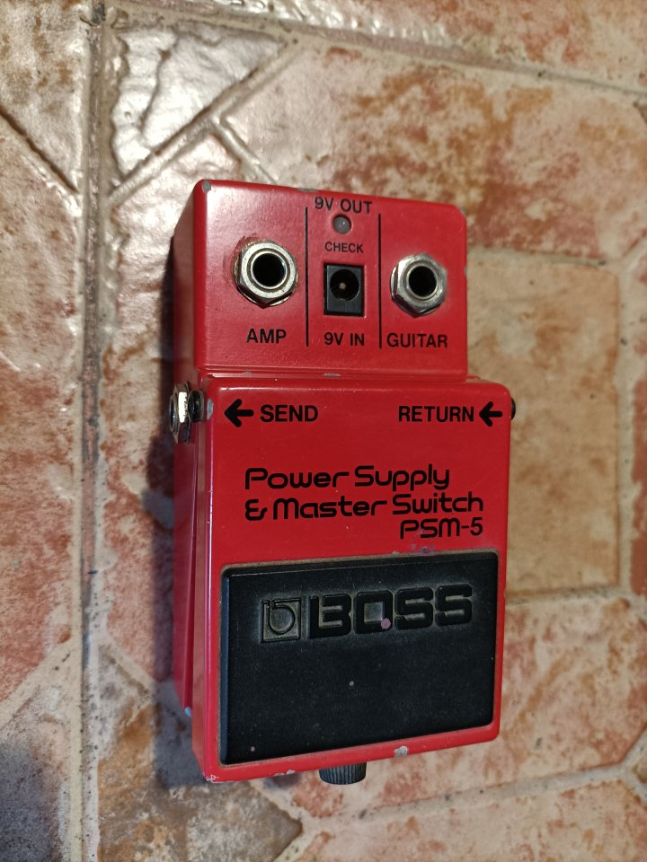 Pedales...Boss,Electro Harmonix,Ibanez,... NUEVOS CAMBIOS Y PEDALES de segunda mano · Foto 9 de 9 · Alicante · 150 €