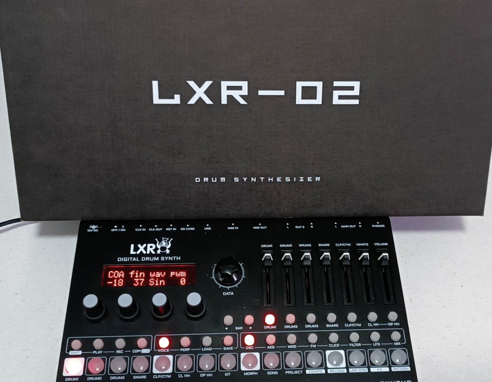 LRX 02 Drum synth