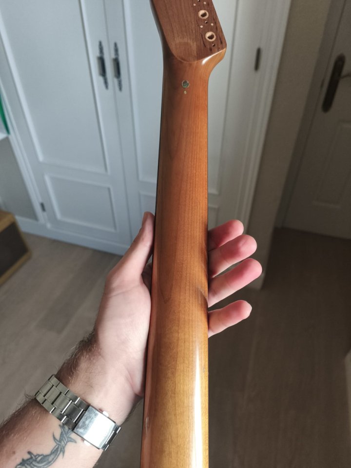 Mastil Strato / Tele de luthier de segunda mano · Foto 5 de 7 · Málaga · 400 €