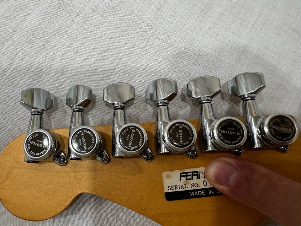 Fernandes stratocaster R9 Japan de segunda mano · Foto 4 de 10 · Murcia