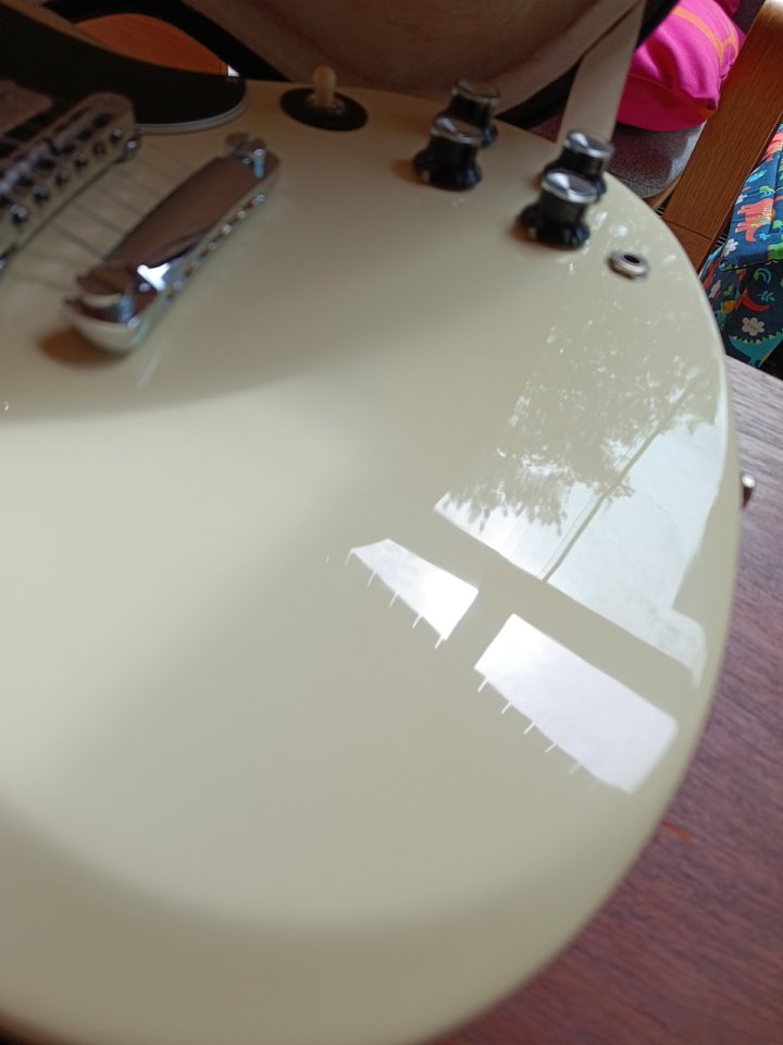 Gibson sg61 White alpine 2013 de segunda mano · Foto 6 de 7 · Asturias · 1850 €