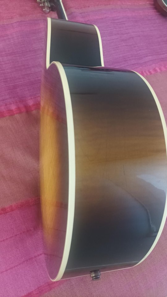 Gibson J-185 vintage sunburst 2007 de segunda mano · Foto 7 de 10 · Bizkaia