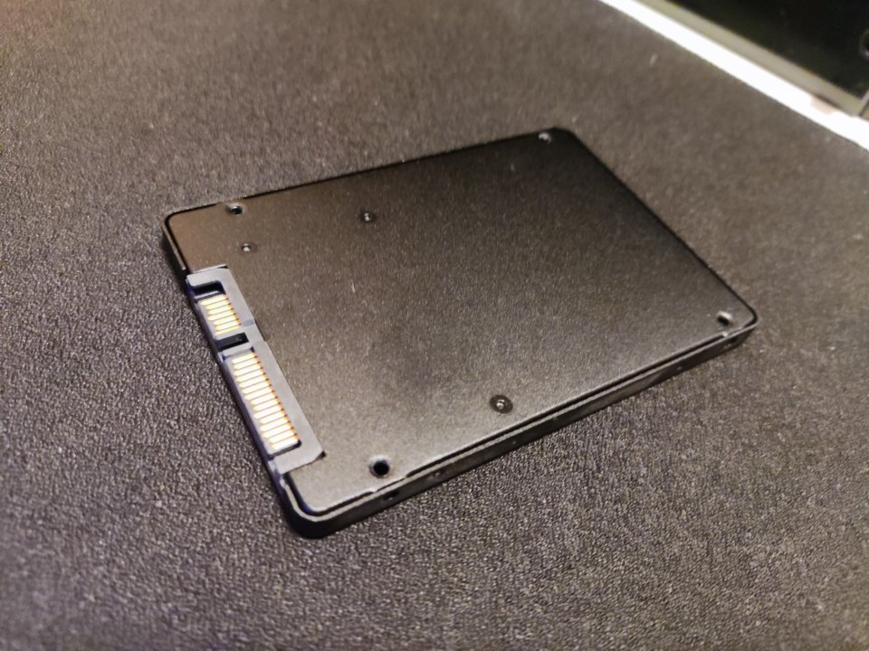 SSD Silicon Power A55 256GB SATA 3 de segunda mano · Foto 2 de 2 · Alicante