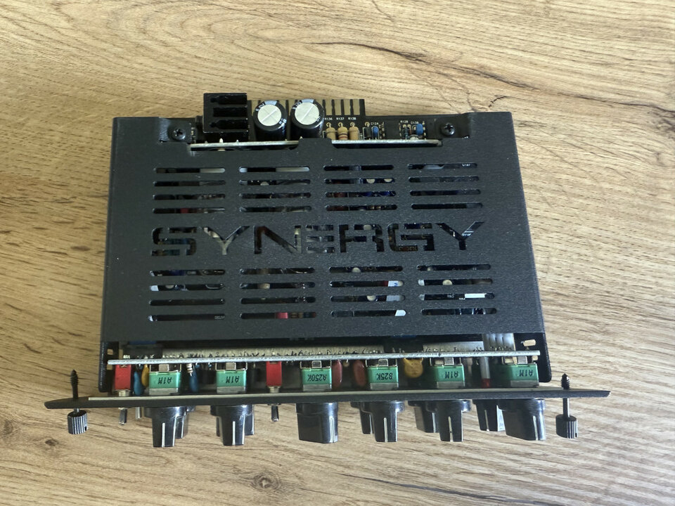 Modulo Synergy Fryette Deliverance de segunda mano · Foto 3 de 3 · León · 240 €
