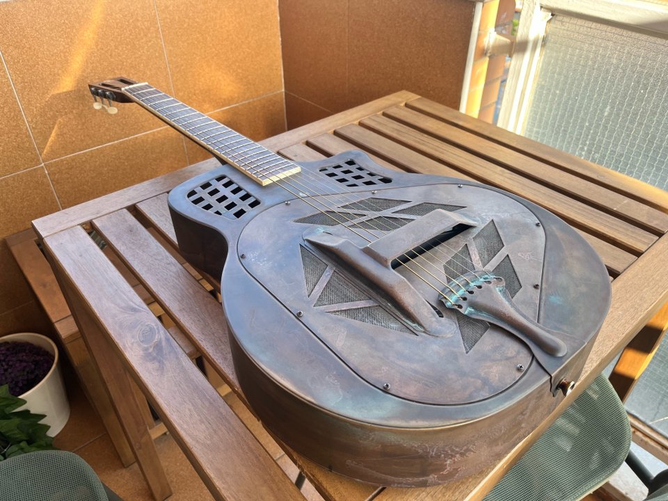 Resonador Tricone Baton Rouge RR71TC/14-CR