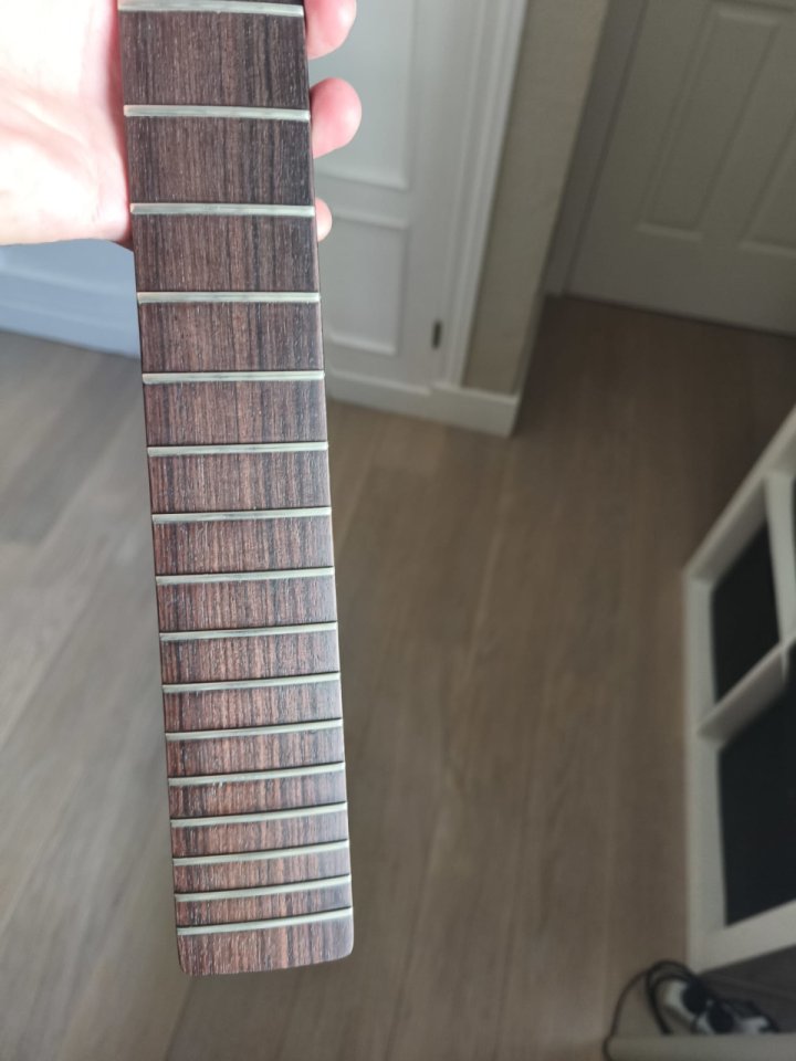 Mastil Strato / Tele de luthier de segunda mano · Foto 7 de 7 · Málaga · 400 €