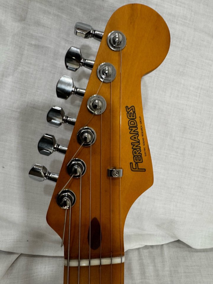 Fernandes stratocaster R9 Japan de segunda mano · Foto 6 de 10 · Murcia