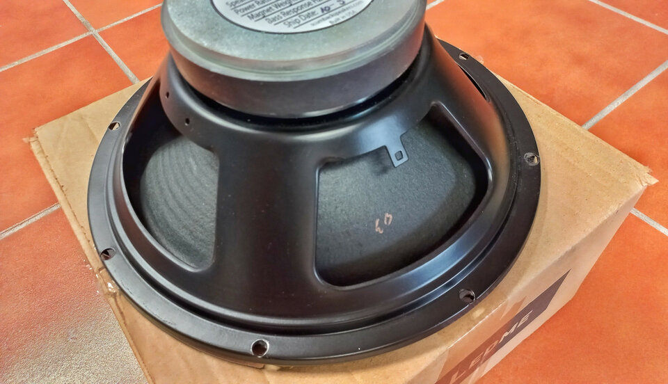 Altavoz Scumback J75 PVC