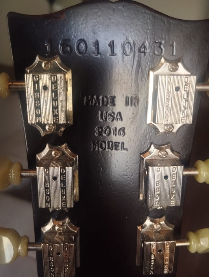 Gibson Les Paul 60´s Tribute Goldtop de segunda mano · Foto 4 de 10 · Madrid · 1100 €
