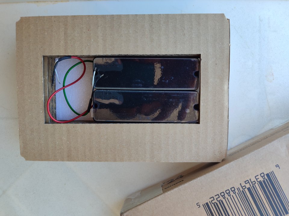 Bartolini 5-string Bass MK Soapbar BB set x2 de segunda mano · Foto 2 de 2 · Madrid · 210 €