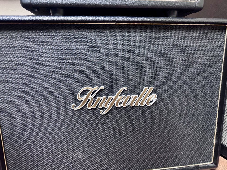 Fargen MiniPlex mk2 + Knifeville 2x12 (Venta 1750 euros)