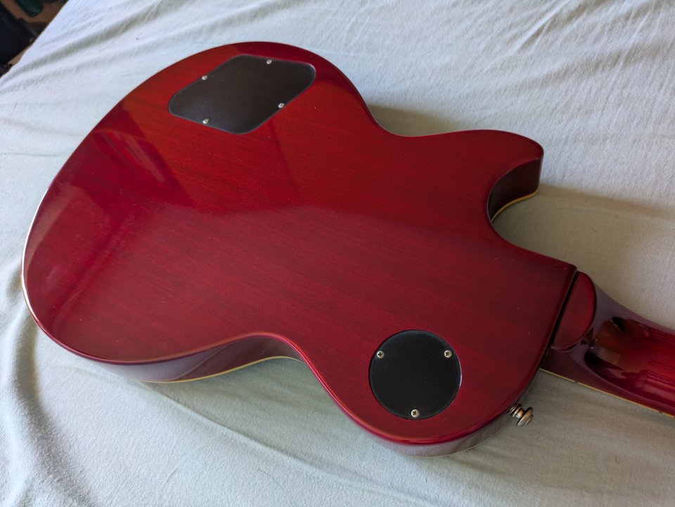 Guitarra Epiphone Les Paul Classic + estuche semirígido de segunda mano · Foto 8 de 10 · Madrid · 550 €