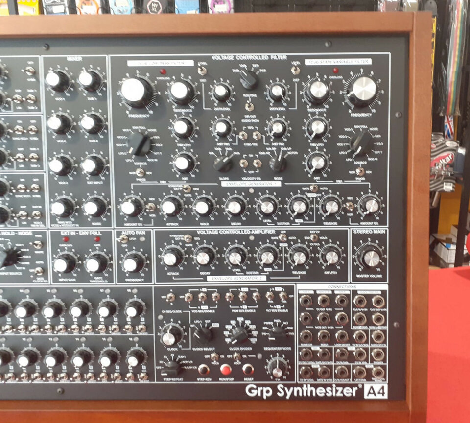 Grp Synthesizer A4