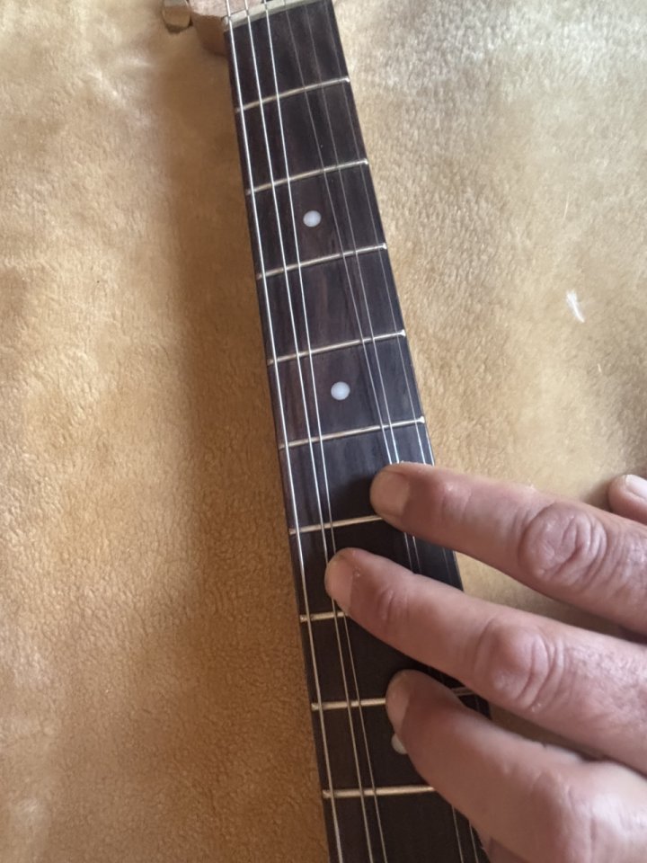 Squier Afinitty a estrenar Red Apple Candy de segunda mano · Foto 3 de 10 · Sevilla · 200 €