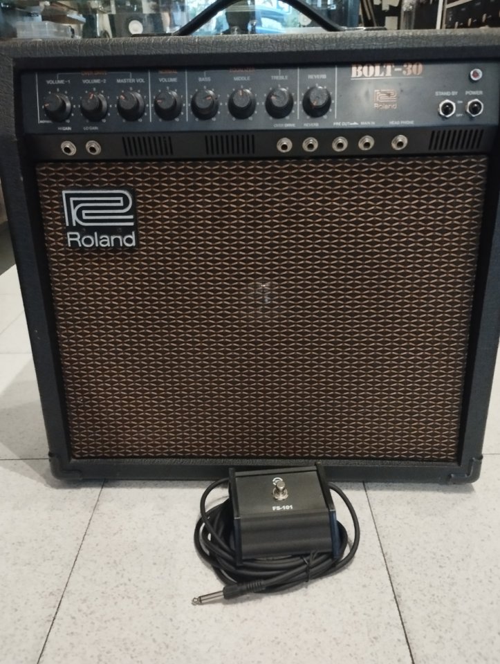 Roland Bolt-30 de segunda mano · Foto 6 de 8 · Madrid · 400 €