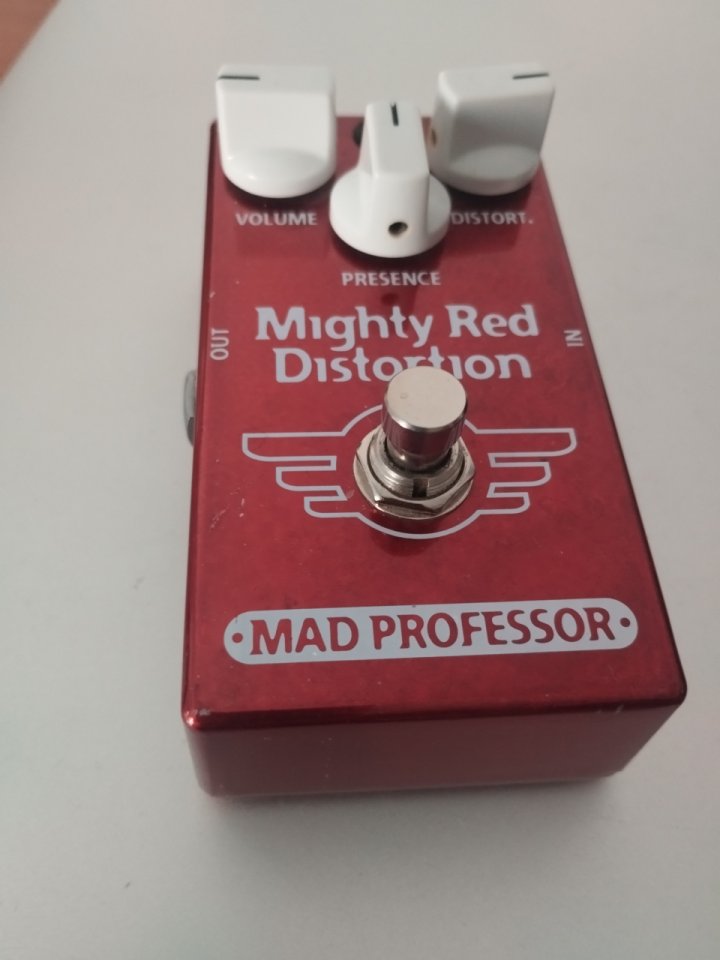 Mad Professor Mighty Red Distortion de segunda mano · Foto 6 de 6 · Alicante · 130 €