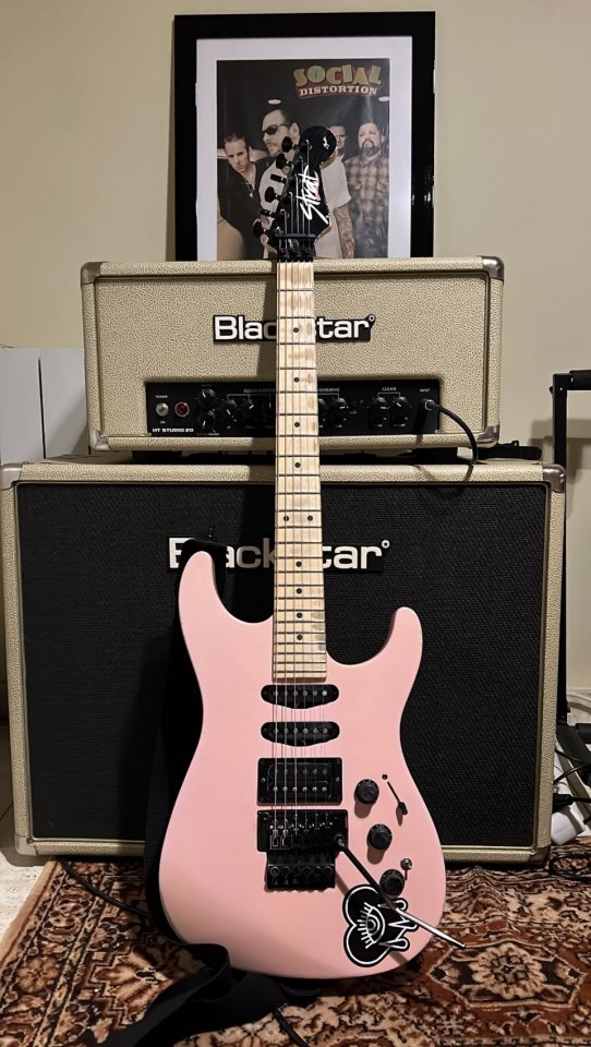 Fender HM Strat Edición Limitada Relic de segunda mano · Foto 1 de 9 · Valencia · 800 €