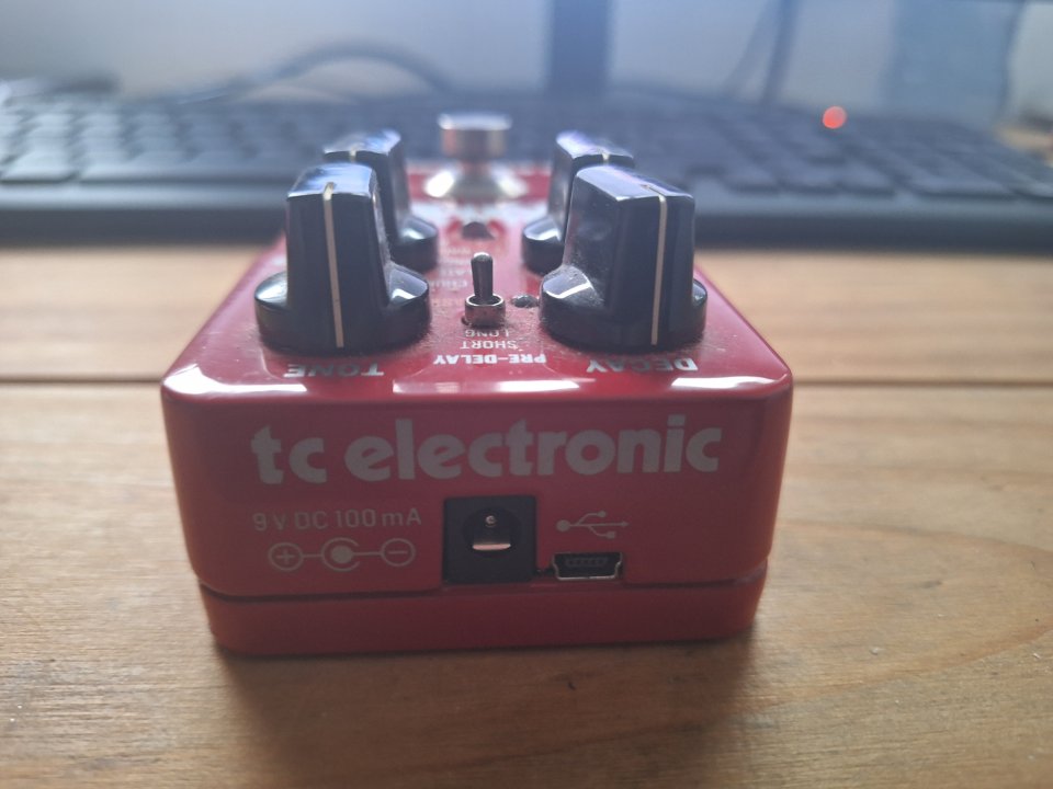 TC Electronics Hall Of Fame 2 de segunda mano · Foto 3 de 6 · Cádiz · 80 €