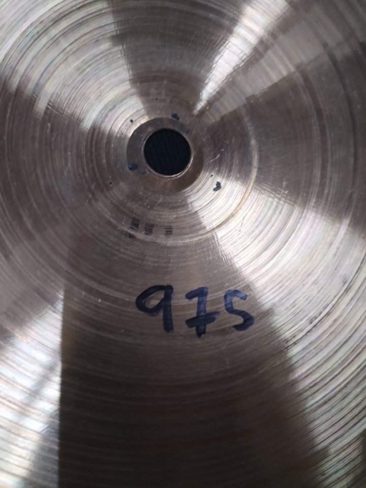 16" Paiste 2002 -1979 de segunda mano · Foto 3 de 5 · Barcelona · 179 €