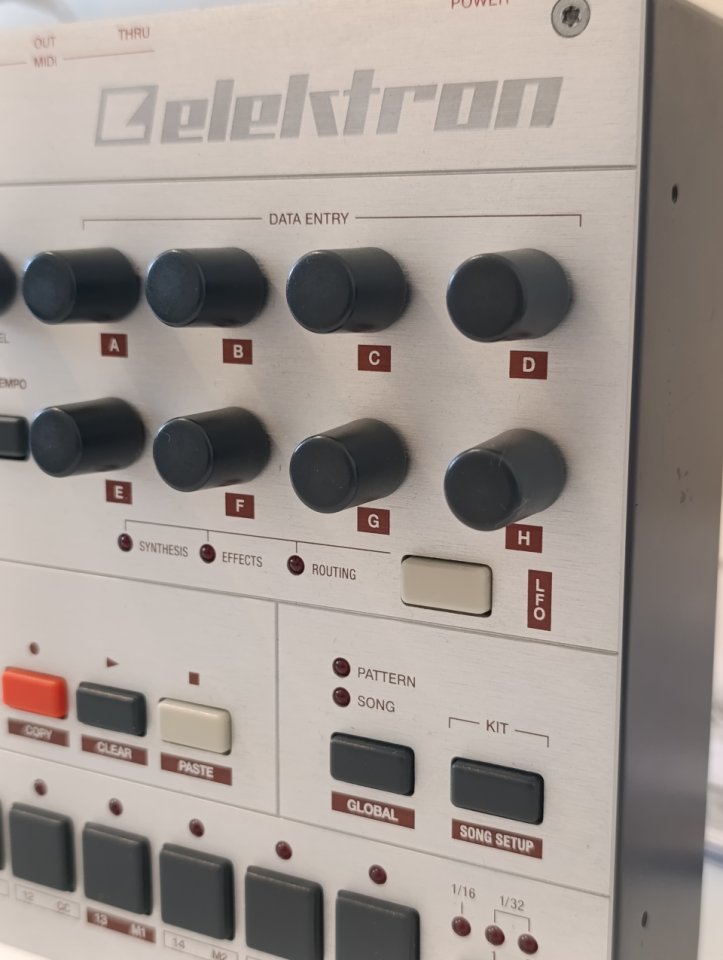 Elektron Machinedrum SPS-1 MKI