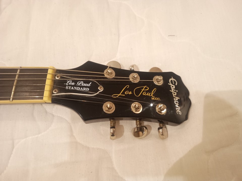 Epiphone Les Paul + JB En puente de segunda mano · Foto 3 de 8 · Bizkaia · 430 €