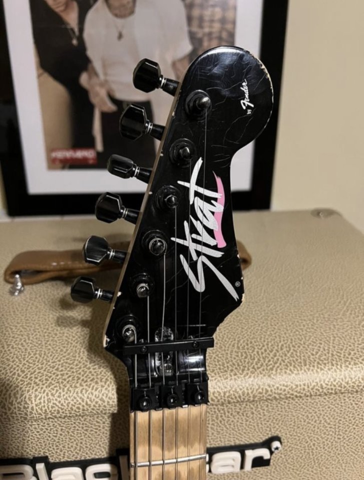 Fender HM Strat Edición Limitada Relic de segunda mano · Foto 7 de 9 · Valencia · 800 €
