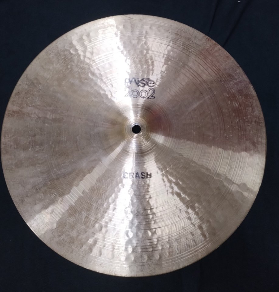 16" Paiste 2002 del año 1972. de segunda mano · Foto 1 de 8 · Barcelona · 125 €