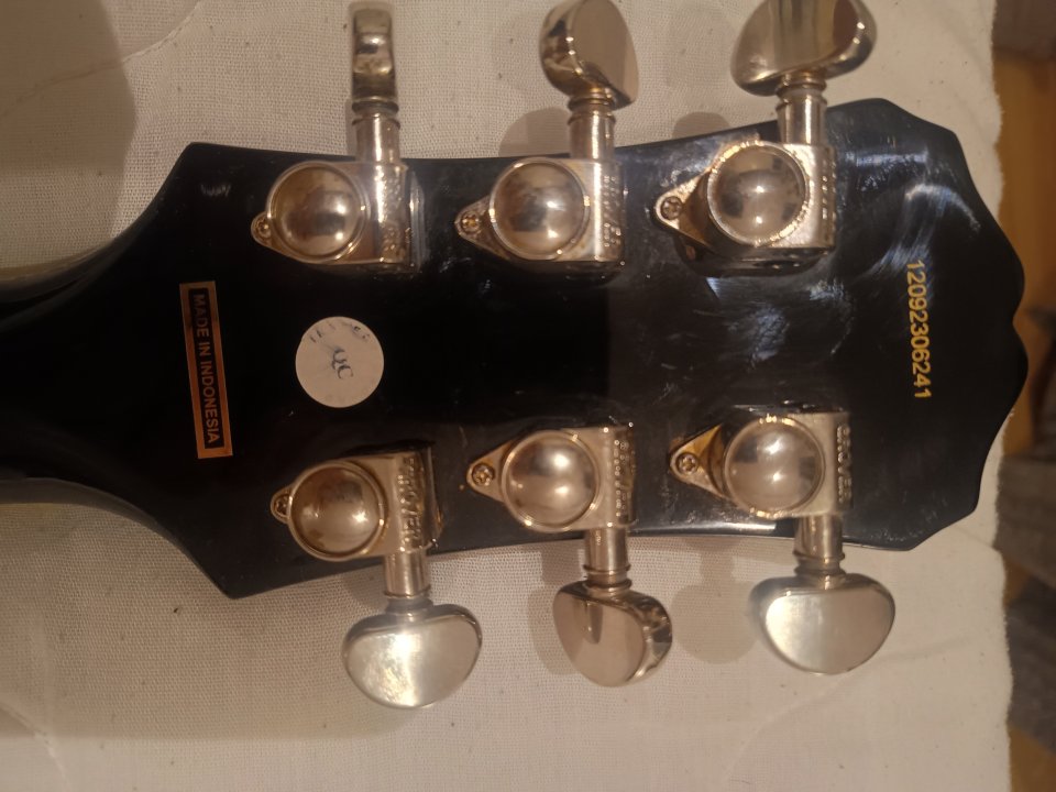 Epiphone Les Paul + JB En puente de segunda mano · Foto 6 de 8 · Bizkaia · 430 €