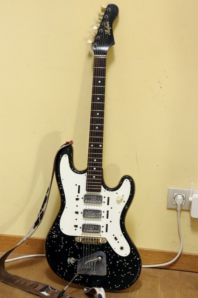 HOFNER Solid Deluxe de los 60