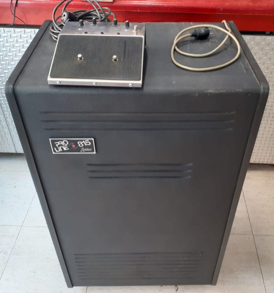 Leslie Proline 815 + Preamplificador original + Cable de 11 pines (No envios) de segunda mano · Foto 1 de 10 · Girona · 600 €