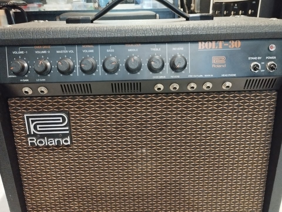 Roland Bolt-30 de segunda mano · Foto 7 de 8 · Madrid · 400 €