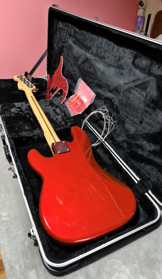 Fender Precision Player Special Edition Dakota Red