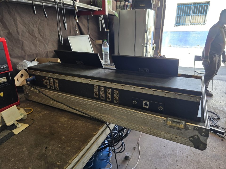 grandMA2 Command Wing de segunda mano · Foto 5 de 5 · Jaén · 2200 €