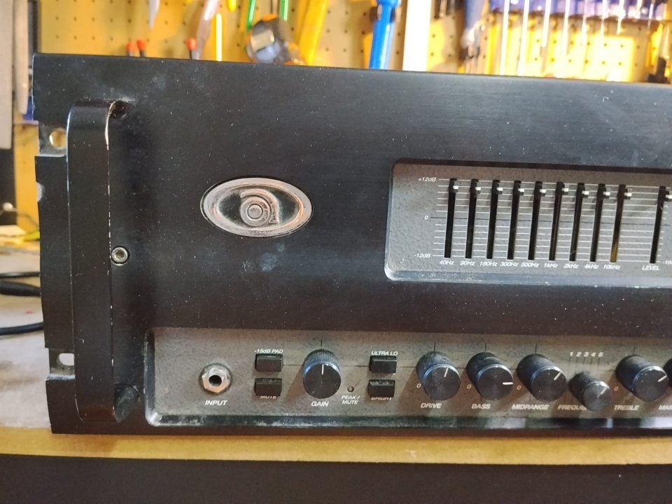 Amplificador de bajo a válvulas ampeg svt-2 pro de segunda mano · Foto 2 de 10 · Málaga · 550 €