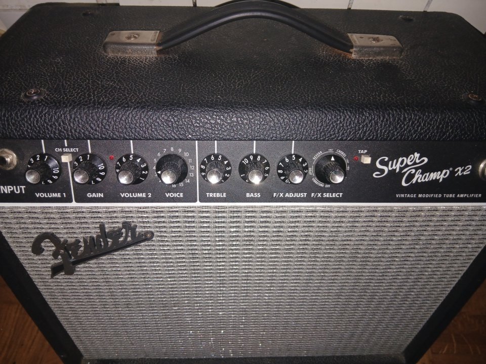 Fender Super Champ x2 15w valvular de segunda mano · Cantabria · 270 €