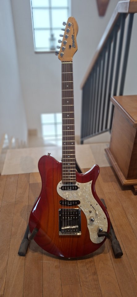 Blade Durango Blade Durango T Classic(Cherry Sunburst) - 100% Original de segunda mano · Foto 1 de 5 · Madrid · 390 €
