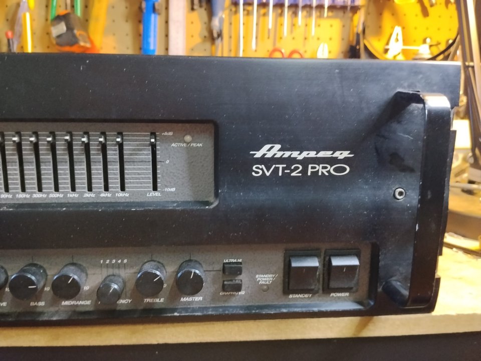 Amplificador de bajo a válvulas ampeg svt-2 pro de segunda mano · Foto 3 de 10 · Málaga · 550 €