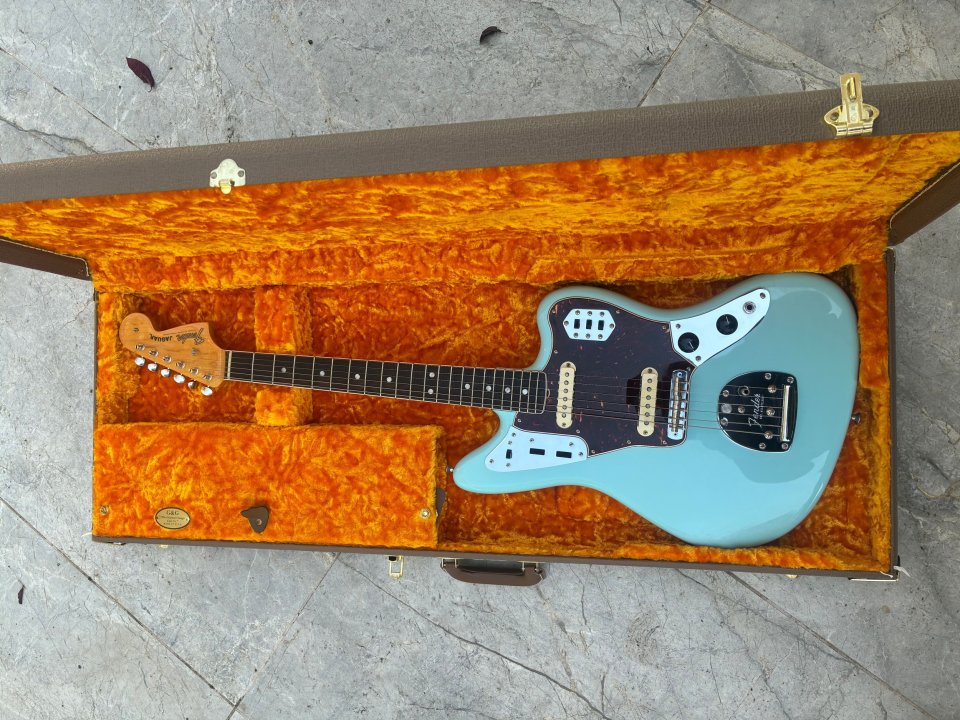 Fender American Original '60s Jaguar RW Daphne Blue de segunda mano · Foto 5 de 7 · Madrid · 1500 €
