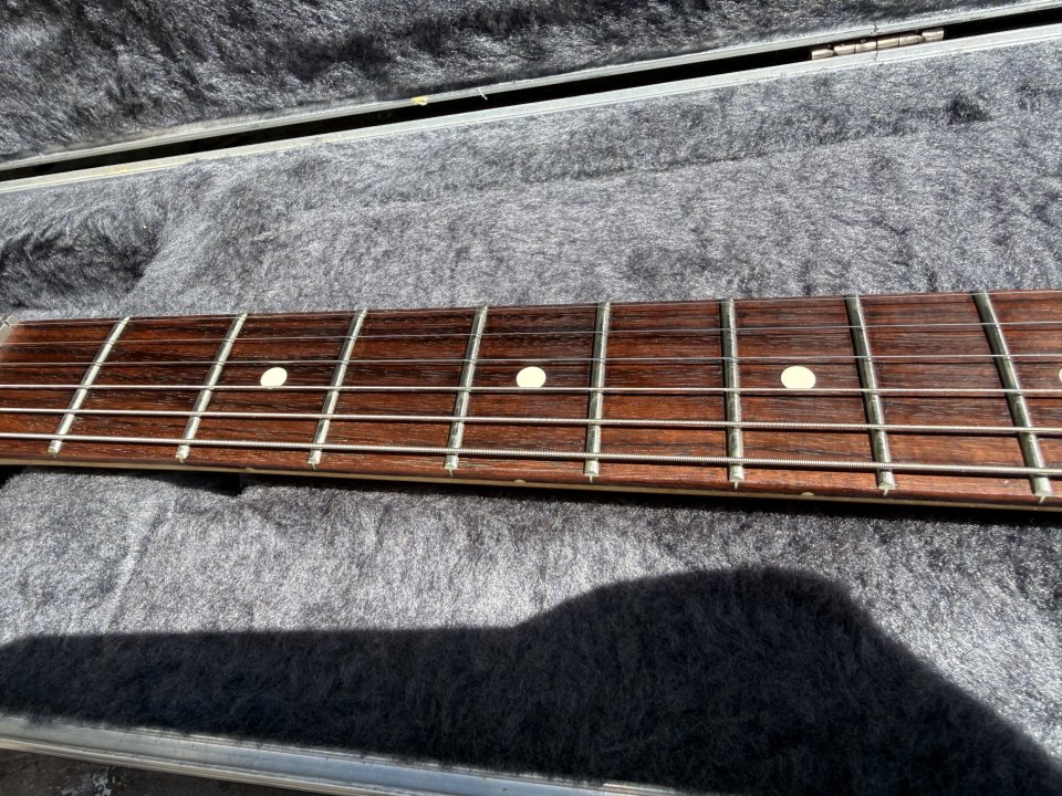 Fender Stratocaster Plus Black Pearl Burst 1995 de segunda mano · Foto 6 de 10 · Cantabria · 1550 €