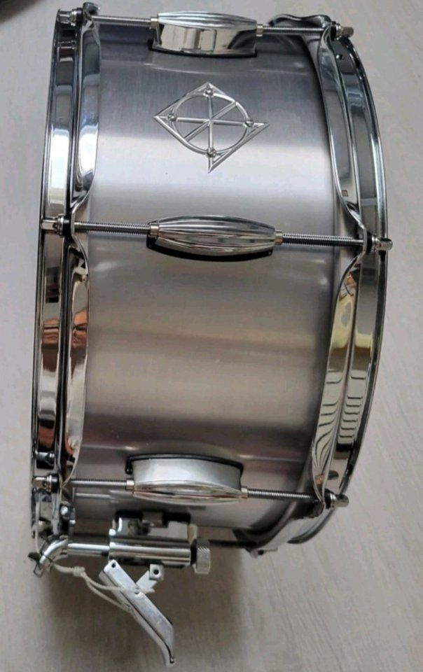 Dixon Artisan Alu 14x6,5 Seamless NUEVA Envío OK