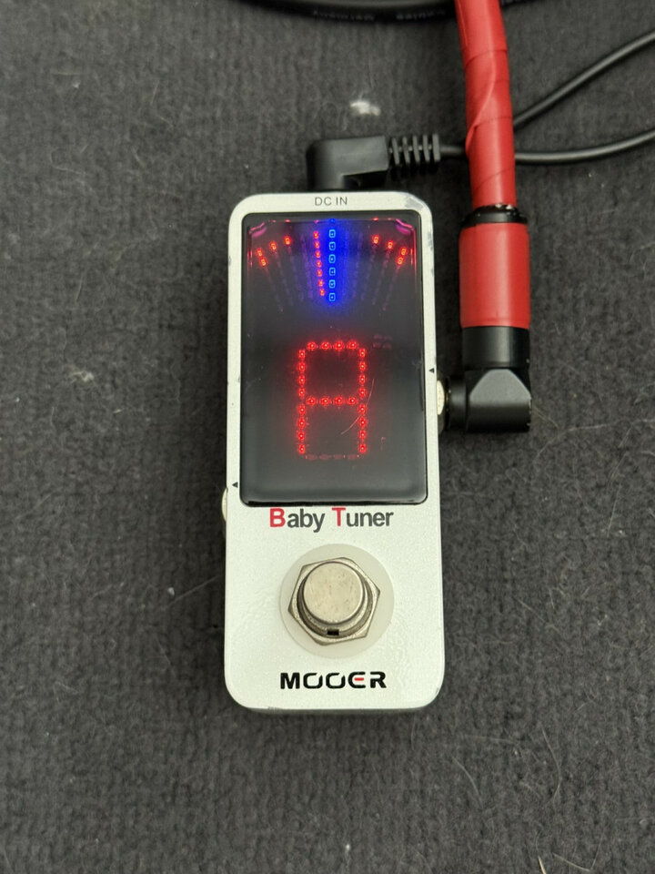 Mooer Baby Tuner - Pedal afinador [VENDIDO]