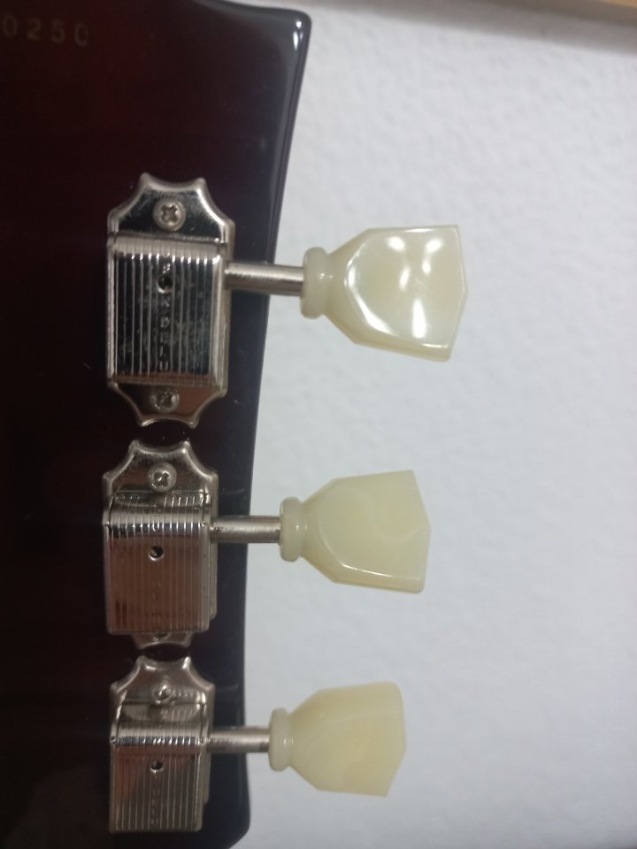 Tokai Love Rock ALS 48 Goldtop de segunda mano · Foto 3 de 4 · Madrid · 300 €
