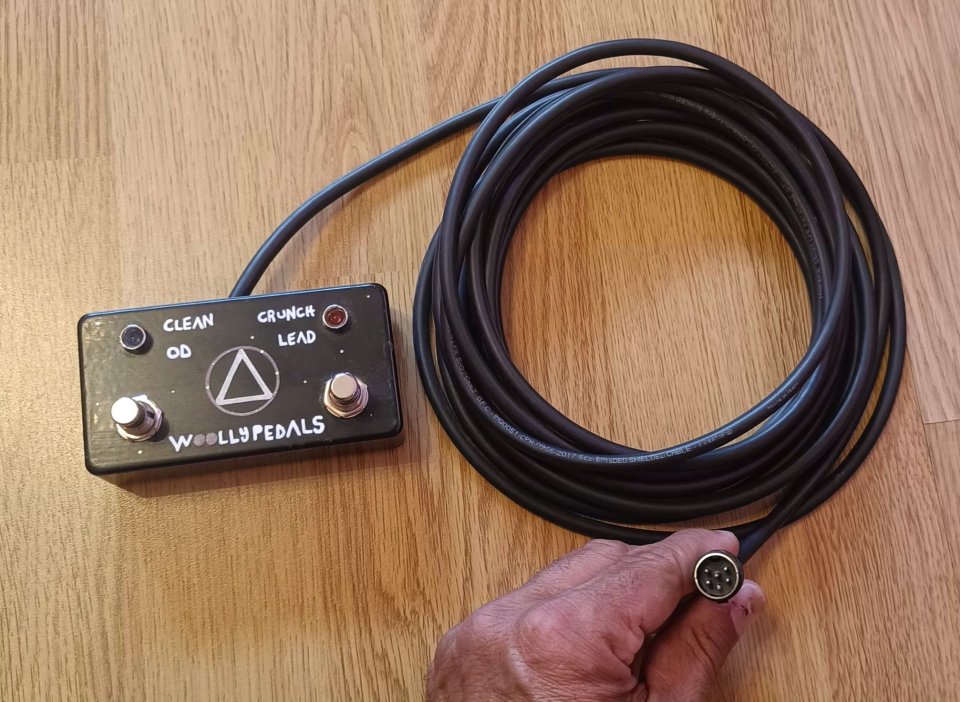 Pedal footswich de cambio de canal para Marshall TSL, LEER BIEN de segunda mano · Foto 3 de 3 · León · 50 €