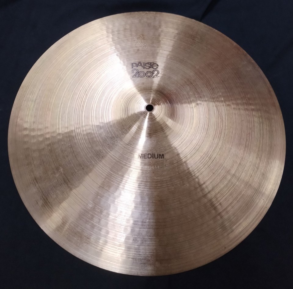 18" Paiste 2002 Medium del año 1979. de segunda mano · Foto 1 de 5 · Barcelona · 225 €