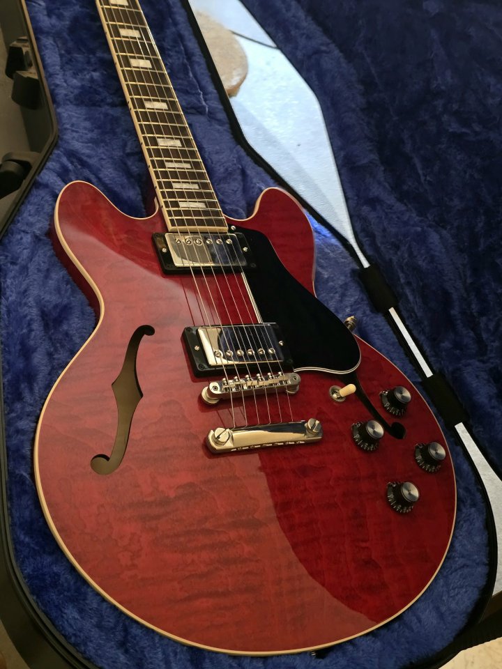 Gibson es339 figured de segunda mano · Foto 1 de 2 · Málaga · 2300 €