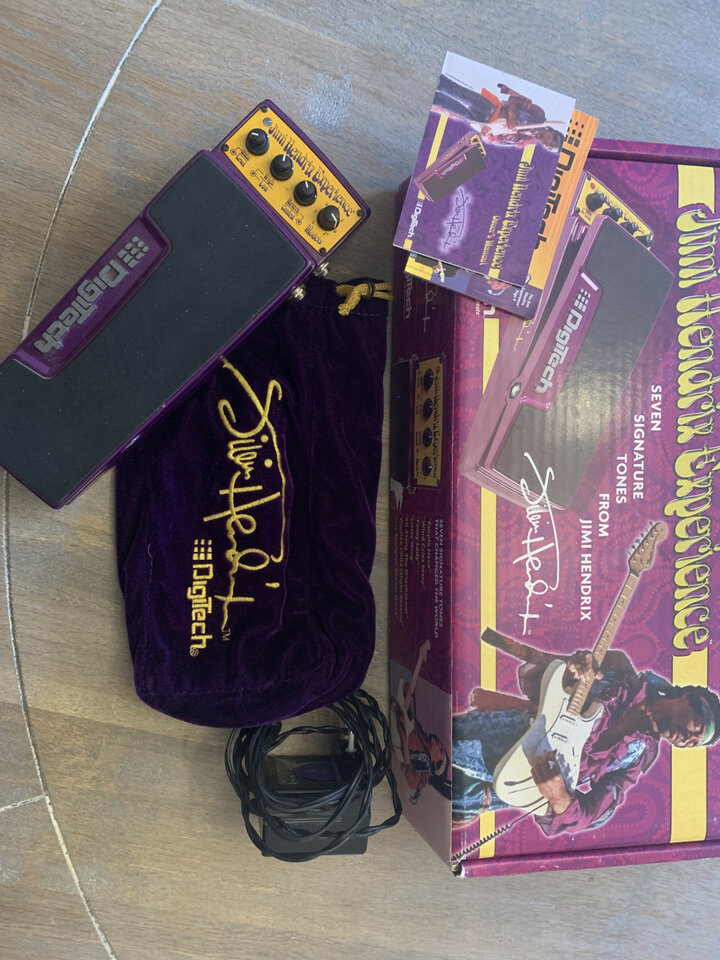 Jimi Hendrix Signature